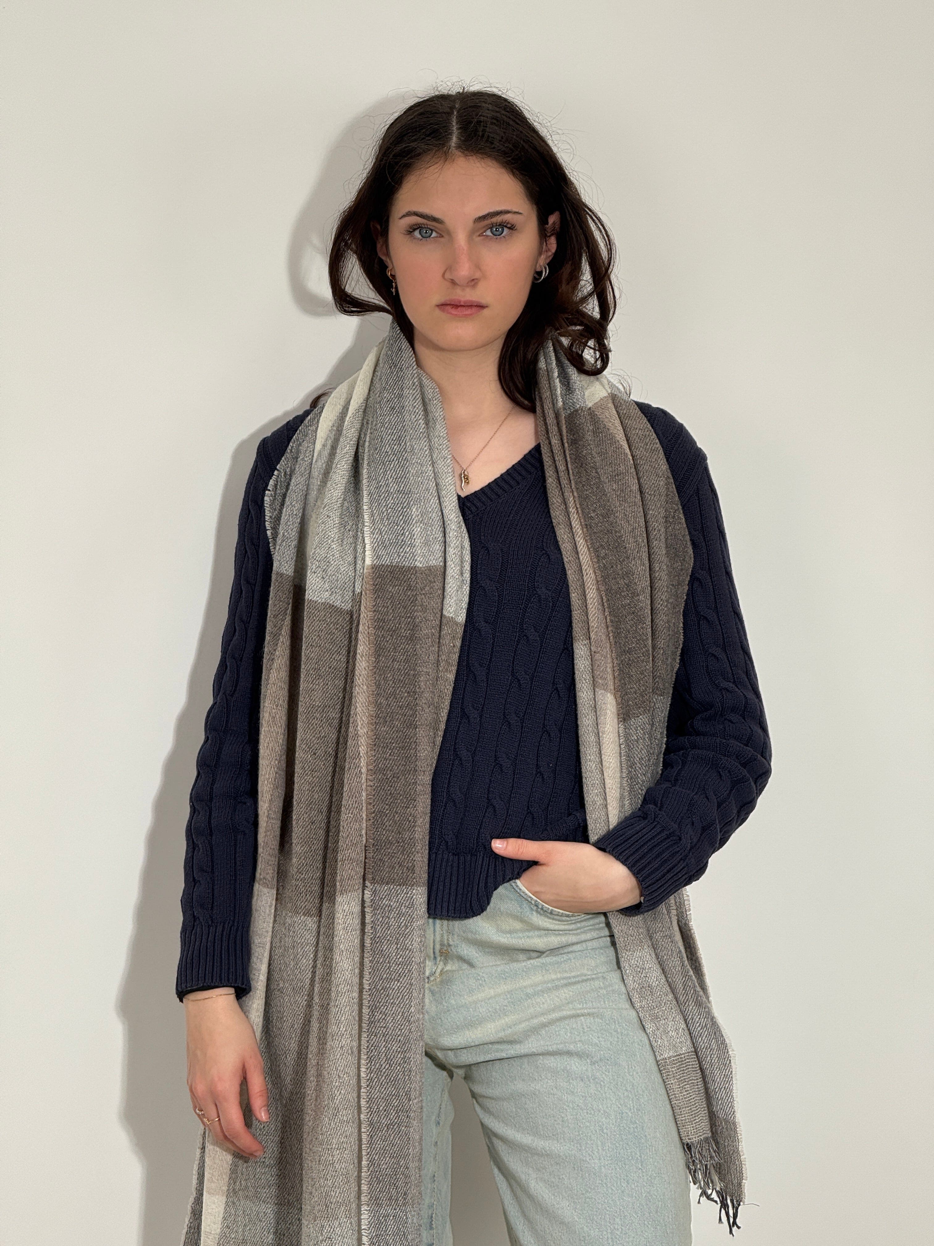 819 Stola Grigio Nocciola