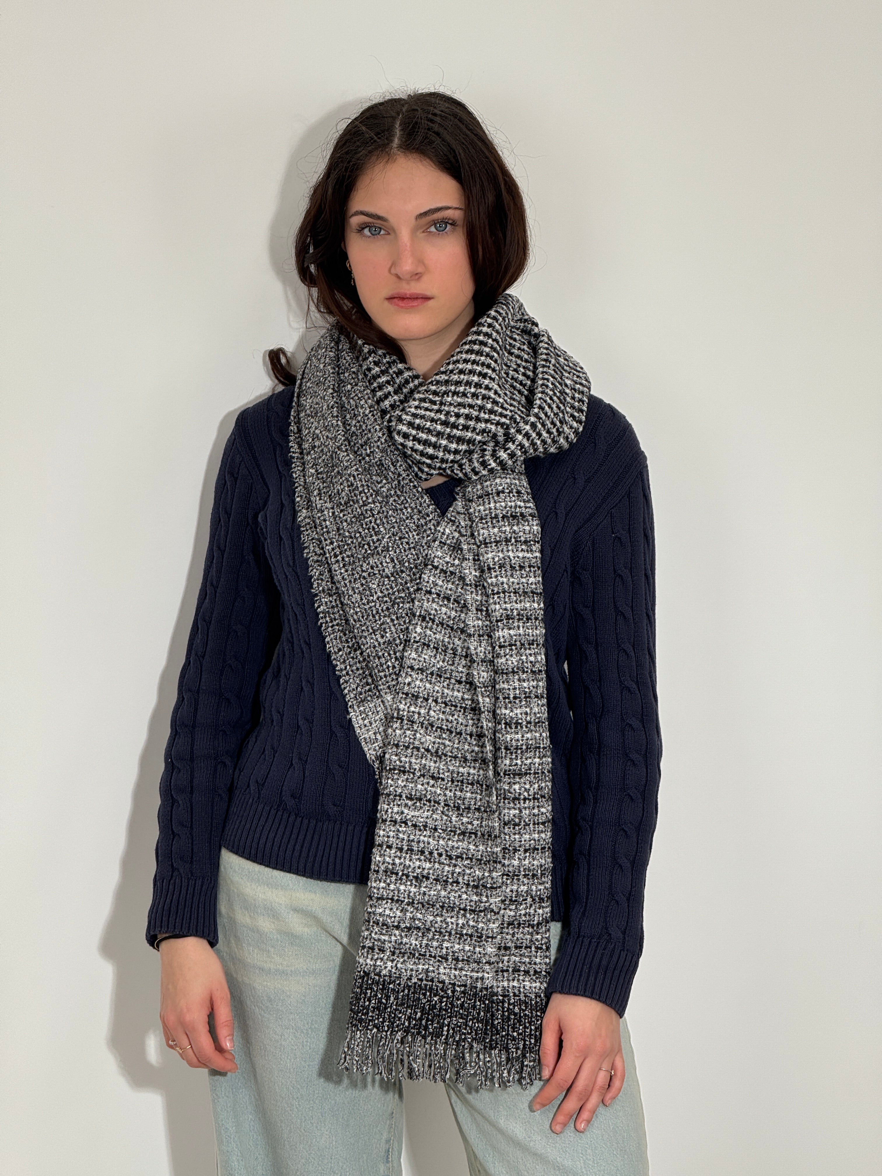 800 Sciarpa Boucler Nero Grigio