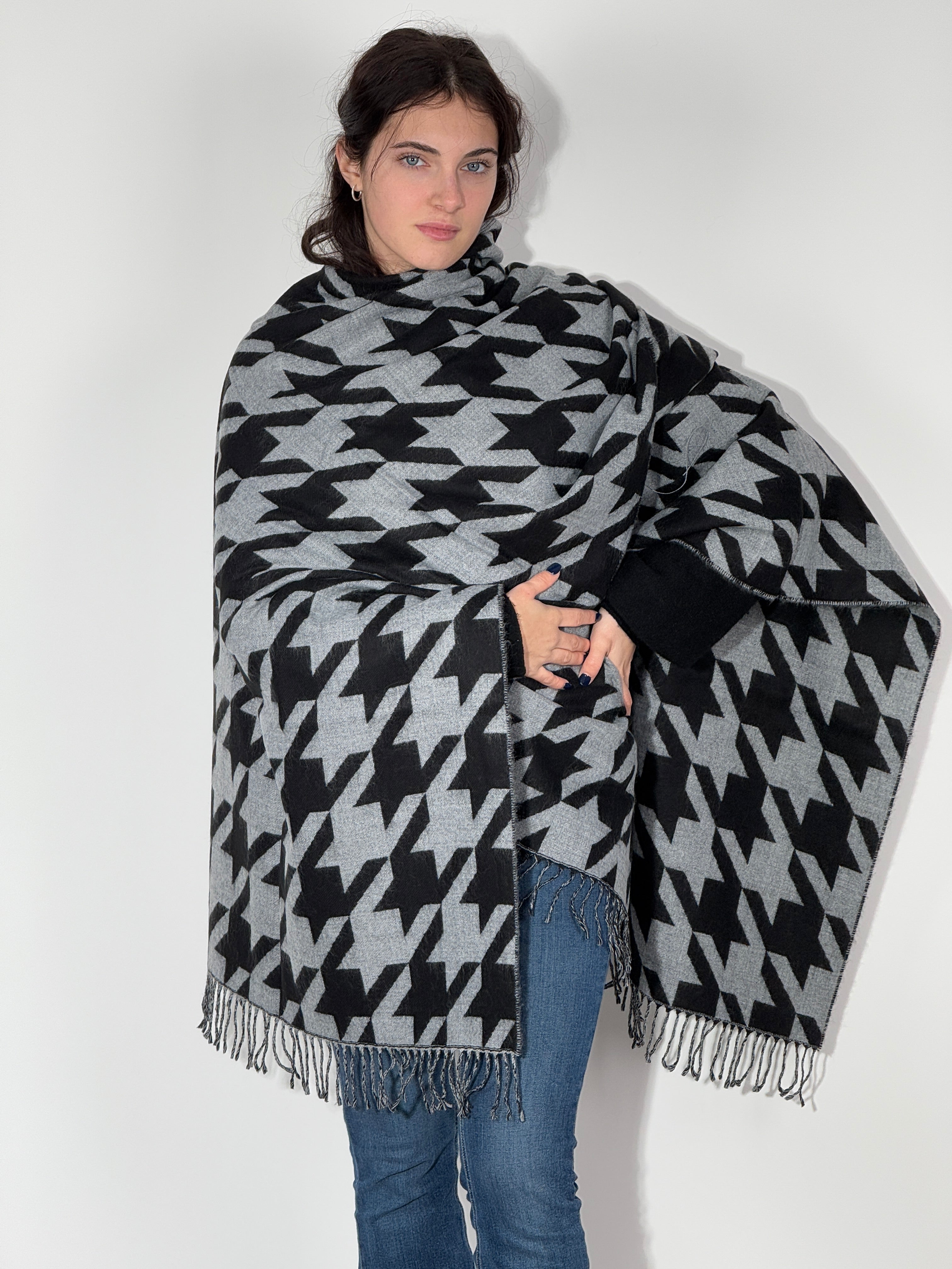 Poncho Jacquard 1018 Nero-Grigio