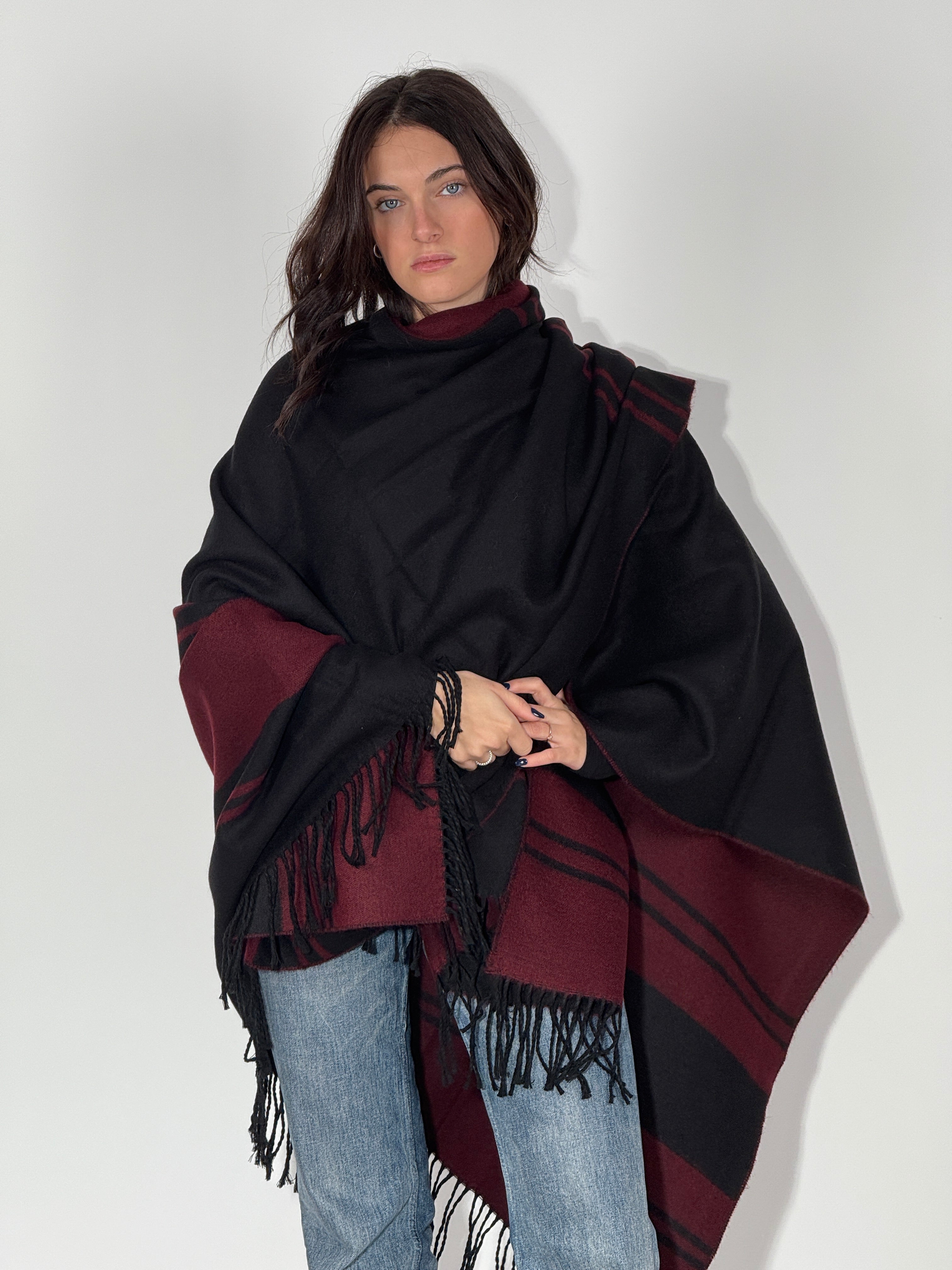 Poncho Doubleface 970 Nero/Bordeaux