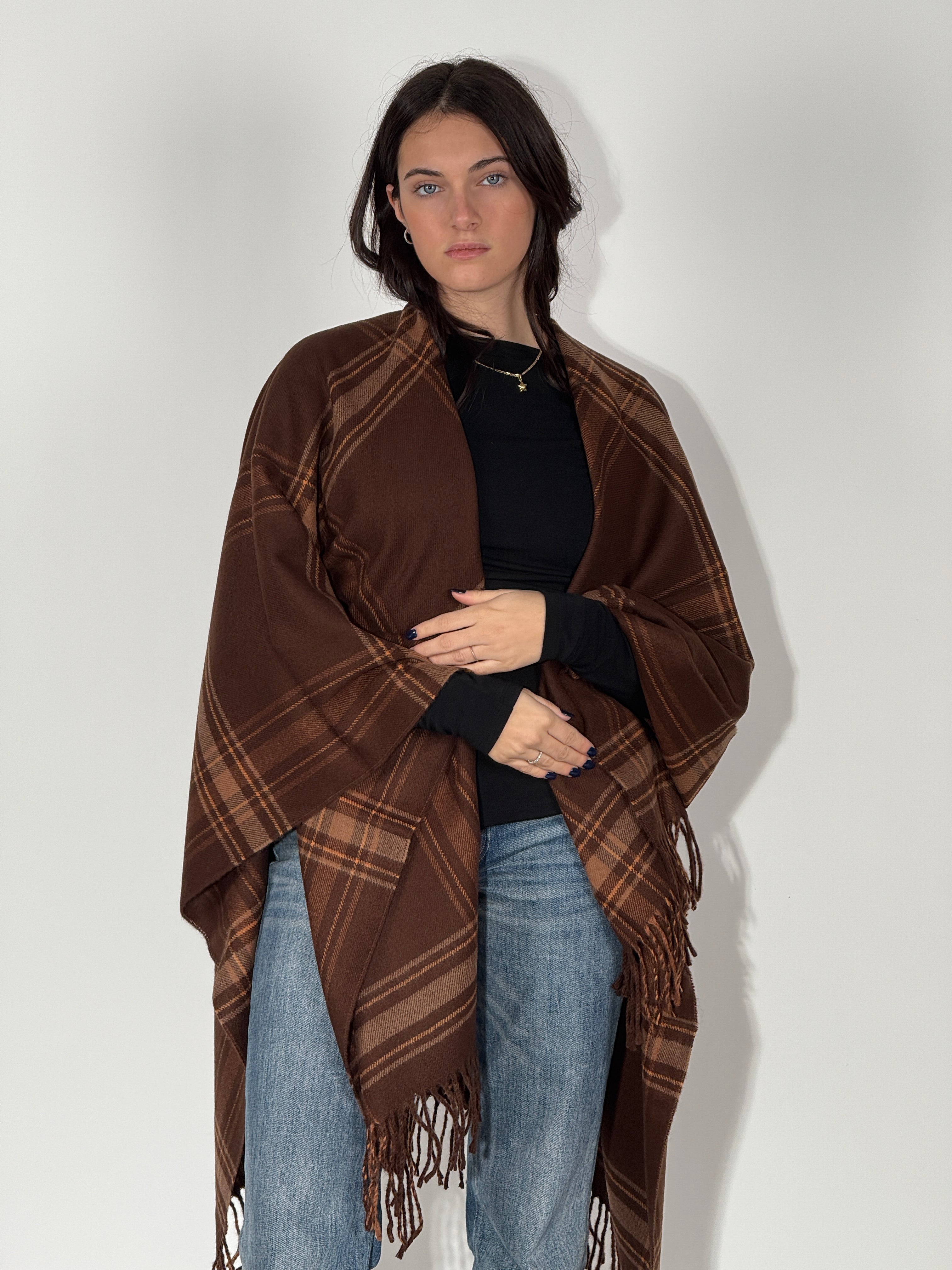 Poncho Quadri 758 Marrone