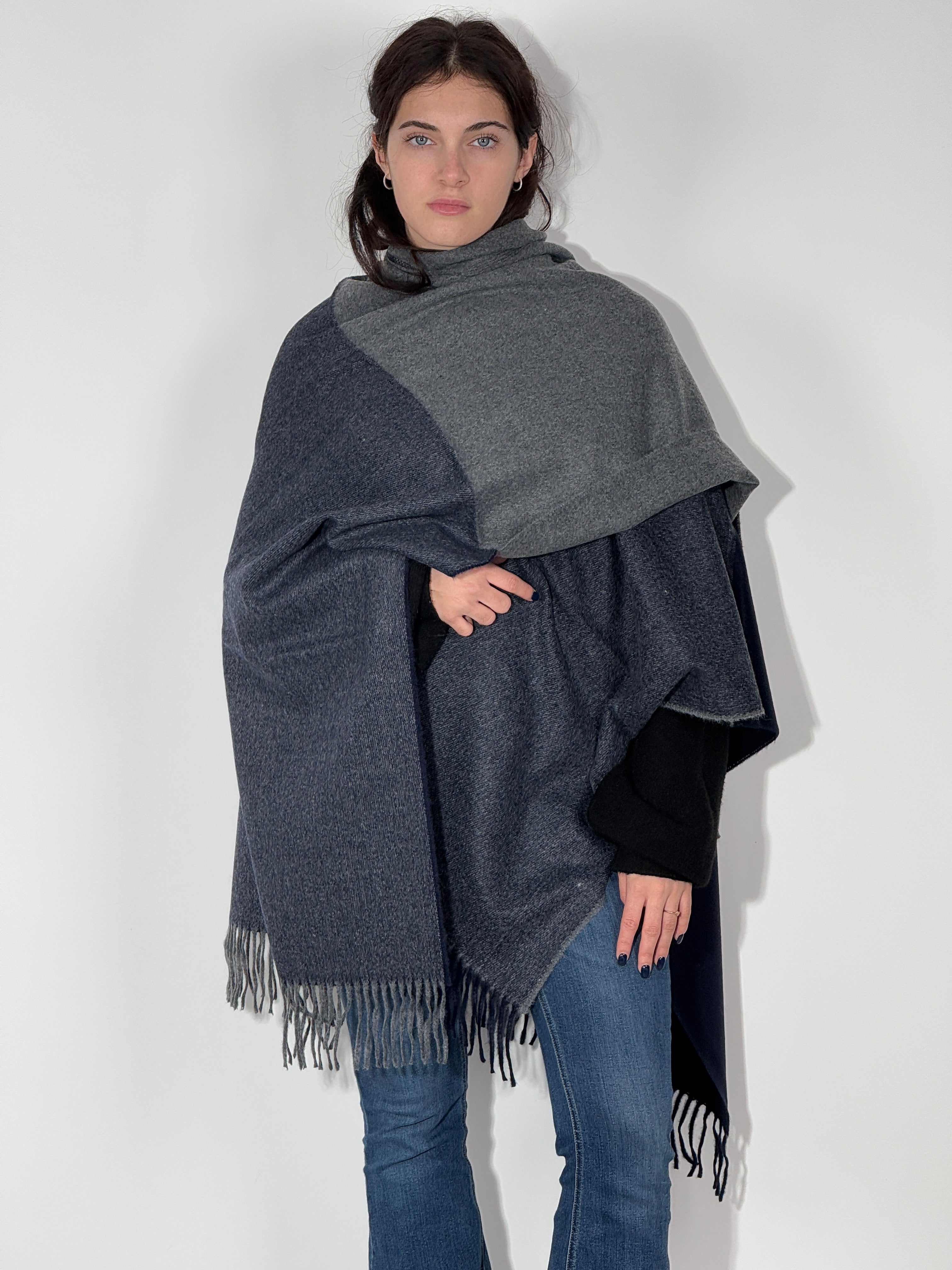 Poncho Quadri 370 Bluemarine-Grigio