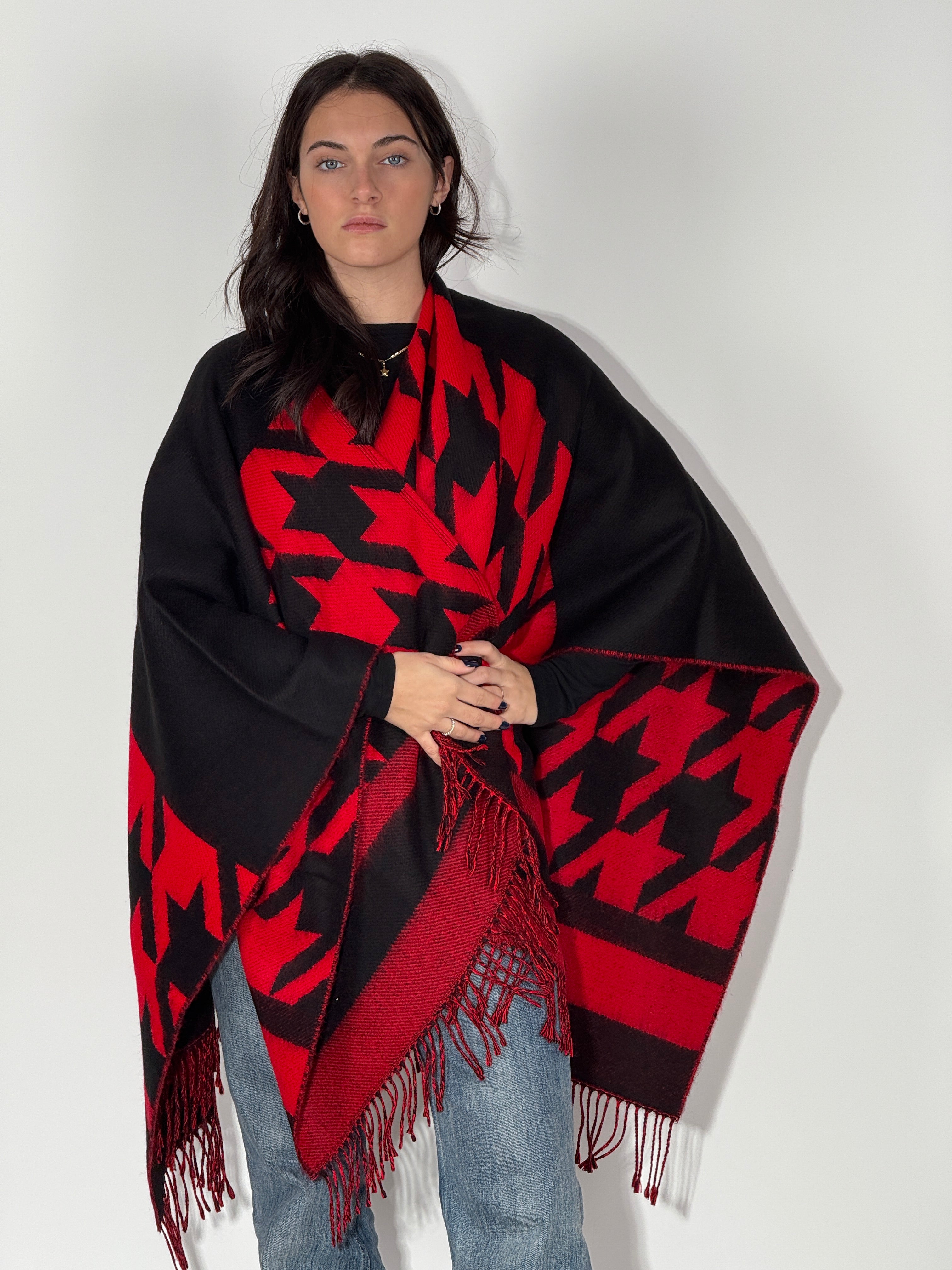 Poncho con balze 1021 Rosso Nero